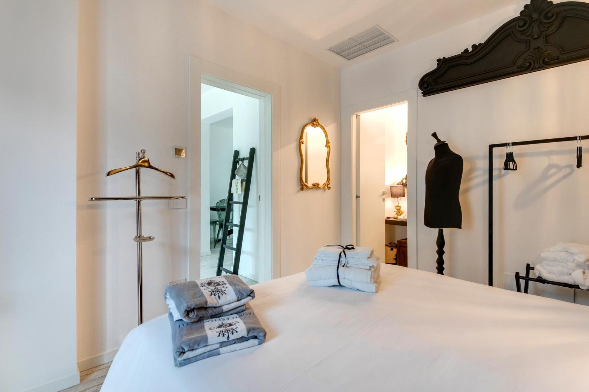 Villa Monti Suites&Aparts Cesena Bagian luar foto